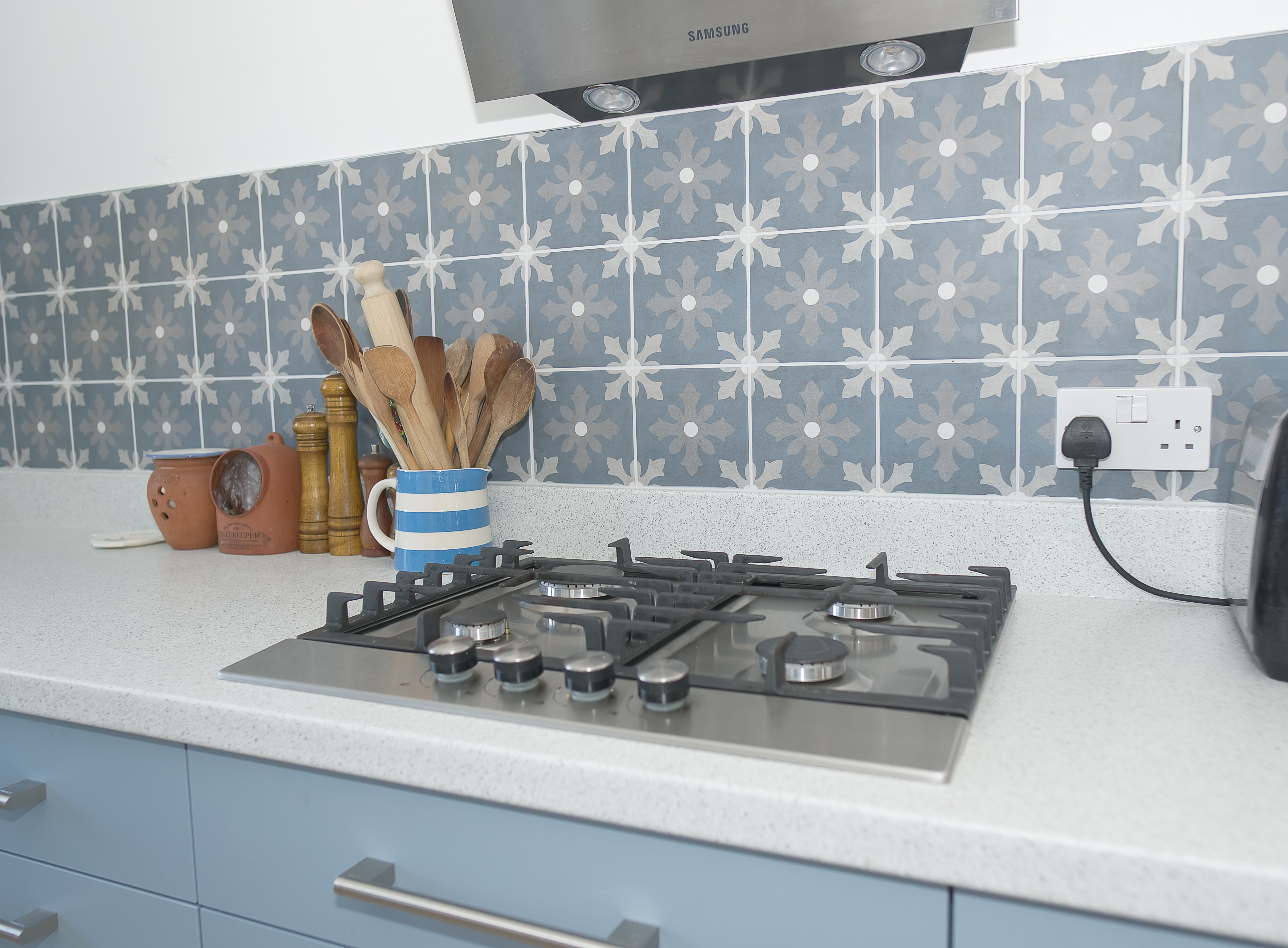 Neff gas hob and extractor