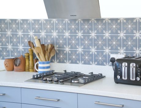Denim Blue & White Gloss Kitchen