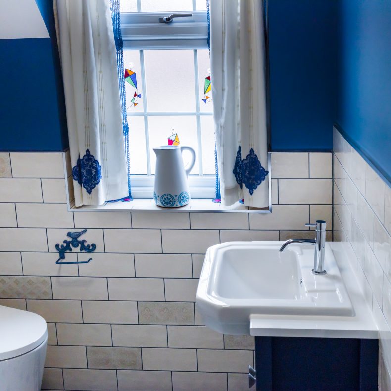 Traditional Victorian Bathroom – New Image Tiles