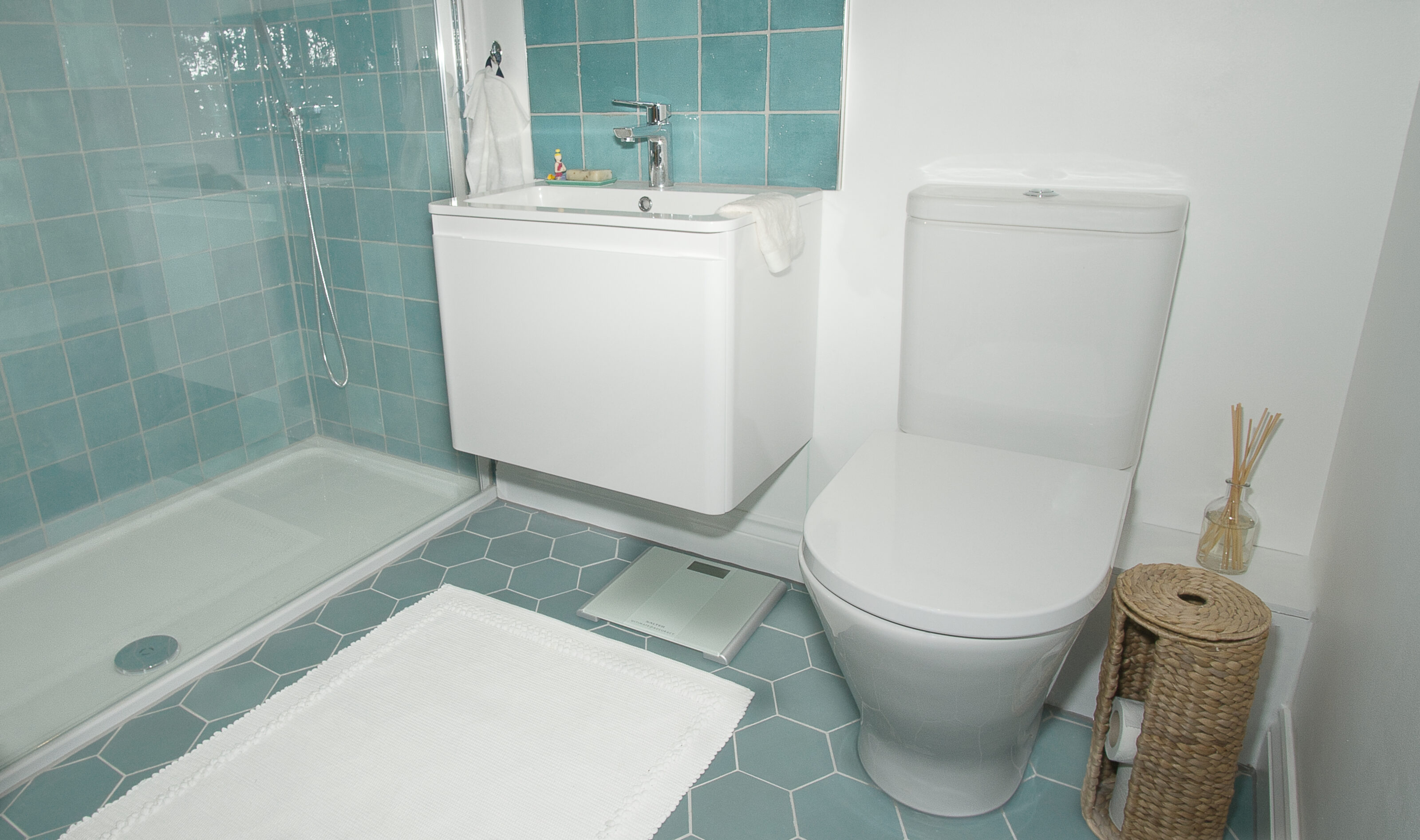 Aqua Hexagon Bathroom new image tiles weymouth