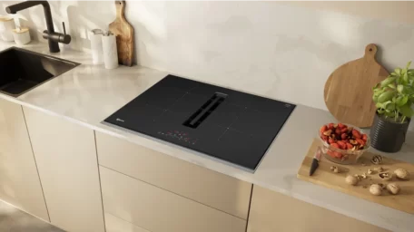 N90 Induction hob with integrated ventilation system