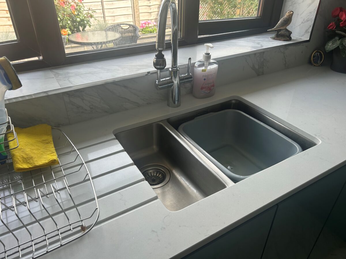 stainless steel sink