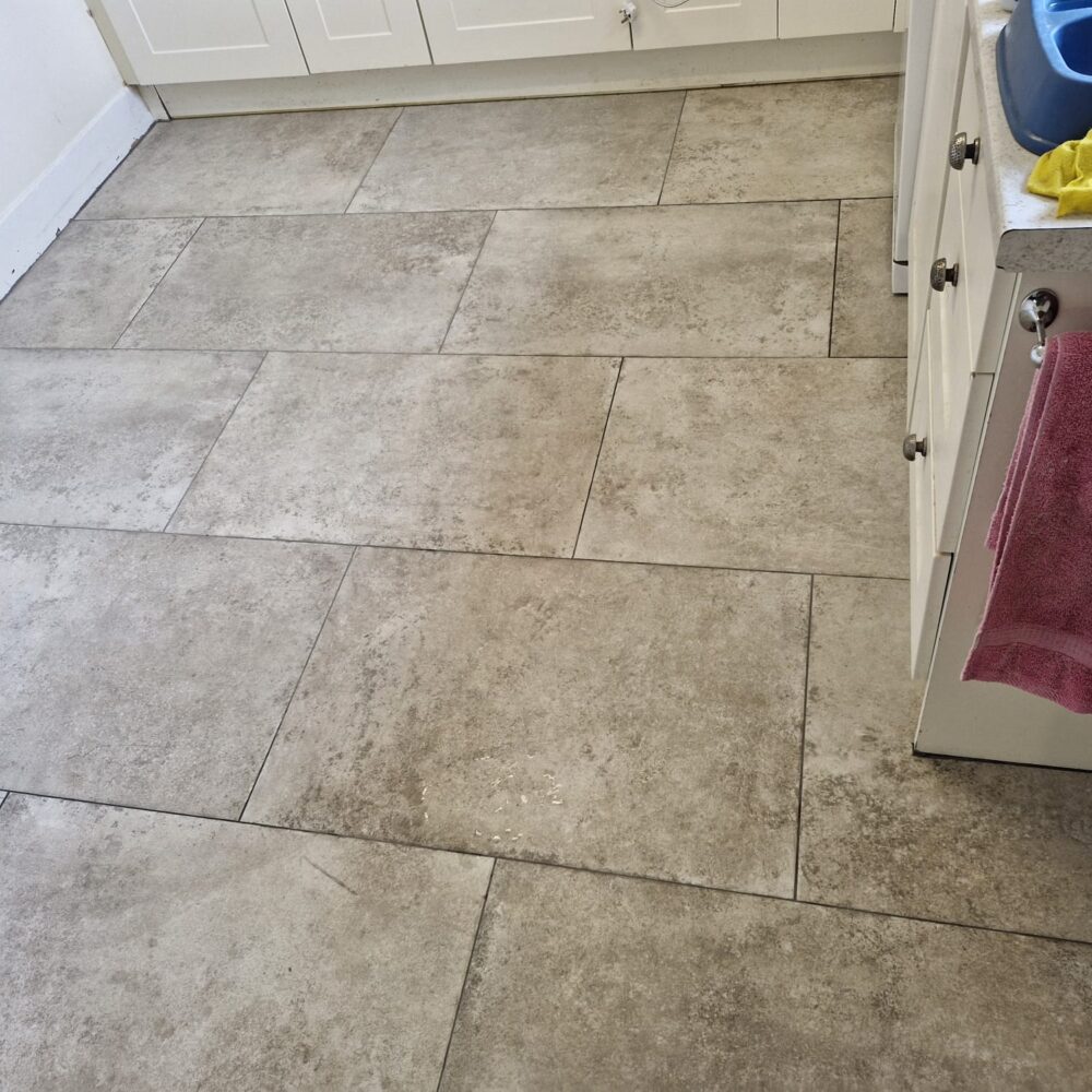 Montignac Light Floor 1