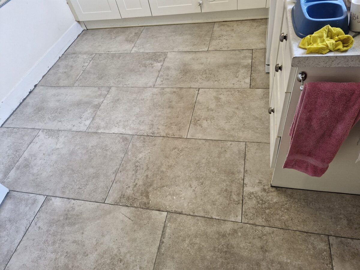 Montignac Light Floor 1